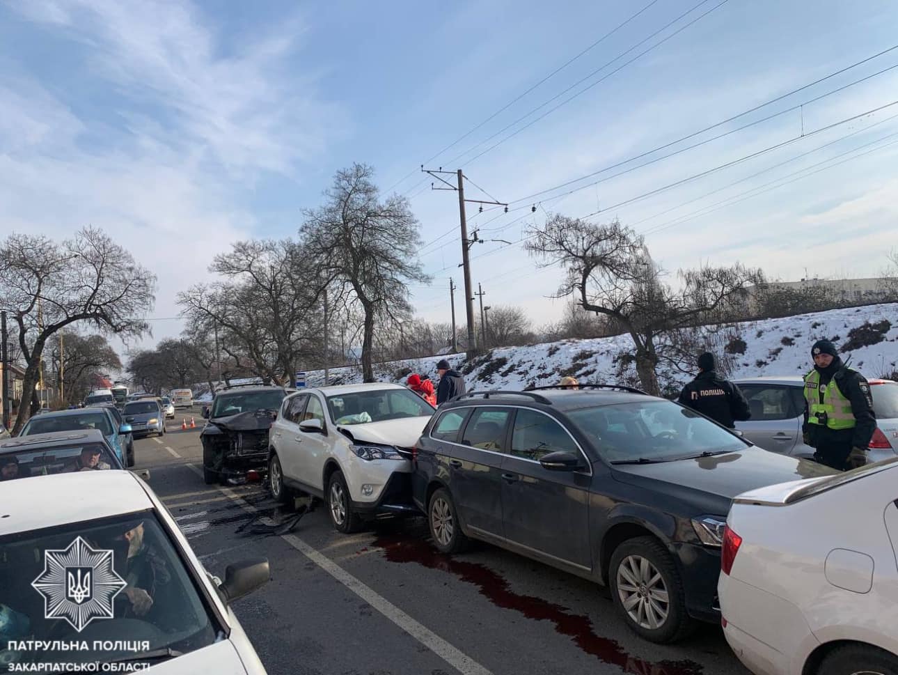 В Ужгороді нетверезий водій спровокував ДТП за участю 4 авто (ФОТО)
