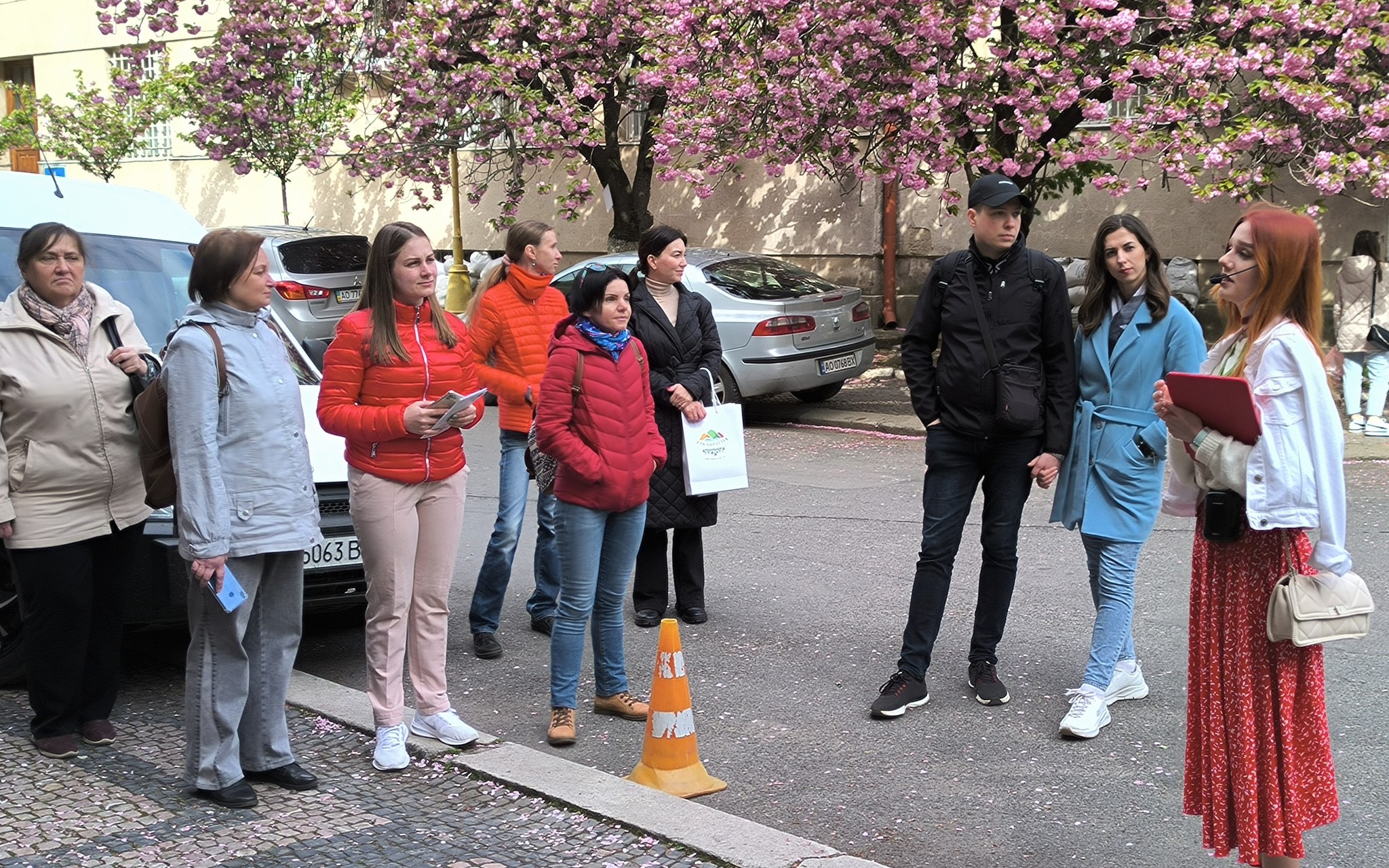 В Ужгороді пройшла відкрита екскурсія квітучим містом 