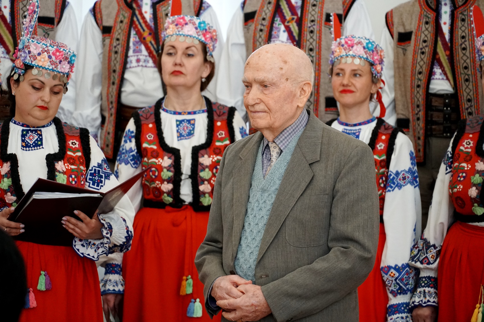 В Ужгороді 85-річчя Василя Гайдука відзначили урочистим концертом (ФОТО)