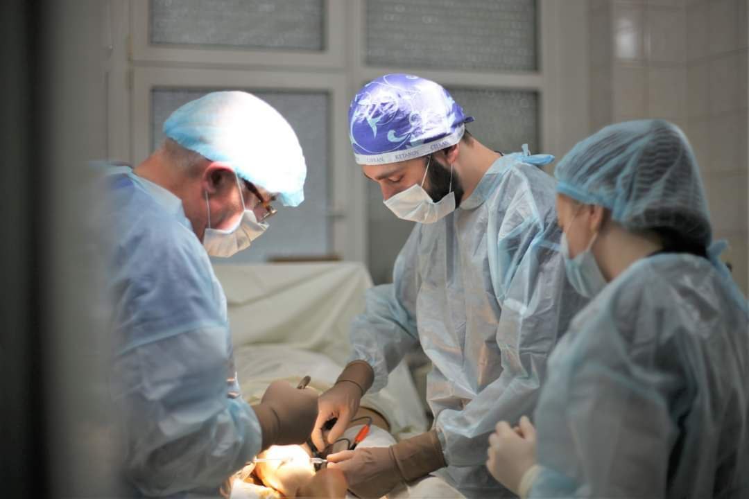 У лікарні Мукачева провели одразу 5 операцій на ногах однієї пацієнтки (ФОТО)