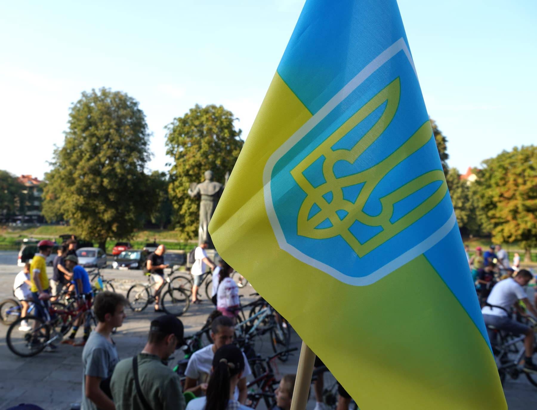 Понад 500 учасників зібрав сьогодні в Ужгороді патріотичний велозаїзд