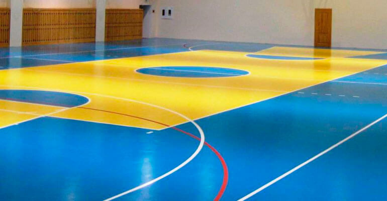 На Хустщині школа заплатить ФОПу за ремонт підлоги спортзалу 1 млн, що втричі дорожче, ніж подібні ремонти у школах інших областей країни