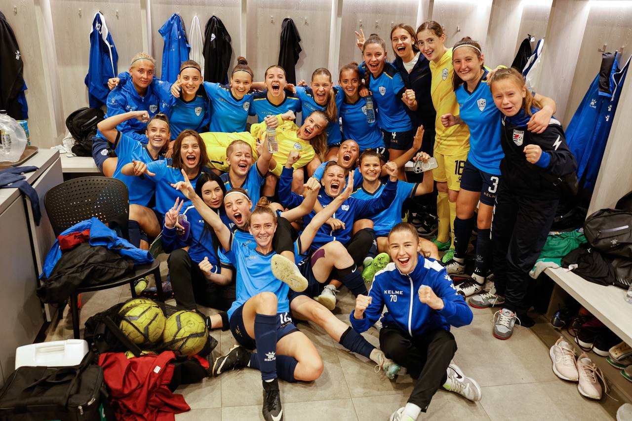 Закарпатська жіноча команда з футболу розпочала виступ на Чемпіонаті України перемогою з рахунком 3:0 (ФОТО)