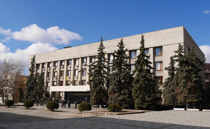 У четвер відбудеться позачергова сесія Ужгородської міської ради 