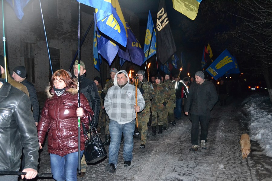 У Берегові "Свобода" влаштувала смолоскипну ходу до 74-ї річниці Карпатської України (ФОТО)
