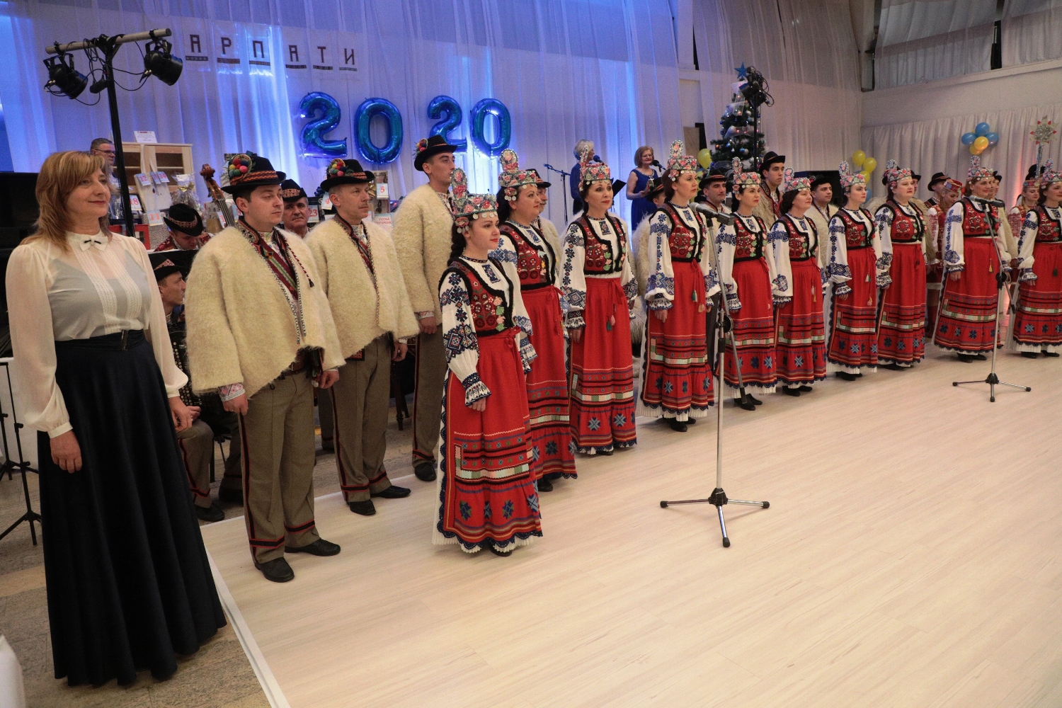 Старий Новий рік українці Словаччини святкували в Кошицях із Закарпатським народним хором (ФОТО)