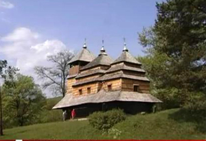 Одну з найстаріших церков Закарпаття Кострину подарували з Галичини