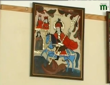 В Ужгороді студенти виставили копії давніх українських ікон на склі (ВІДЕО)