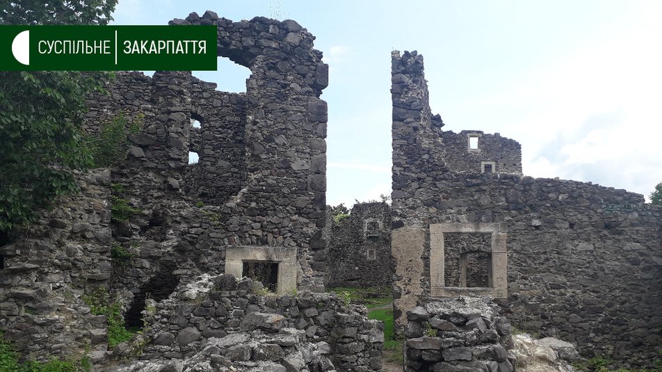 Реставрацію Невицького замку на Закарпатті мають завершити в цьому році (ФОТО)