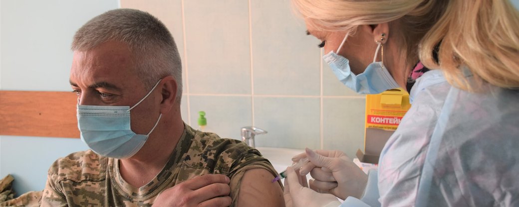 Прикордонників Закарпаття вакцинують від коронавірусу (ФОТО, ВІДЕО)
