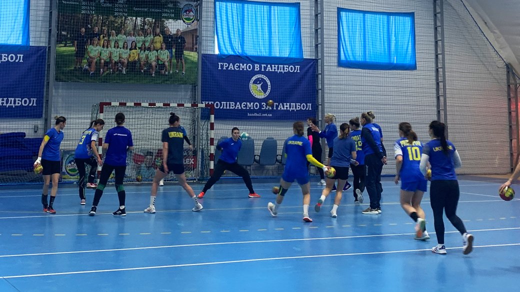 В Ужгороді тренувалася жіноча збірна України з гандболу (ВІДЕО)