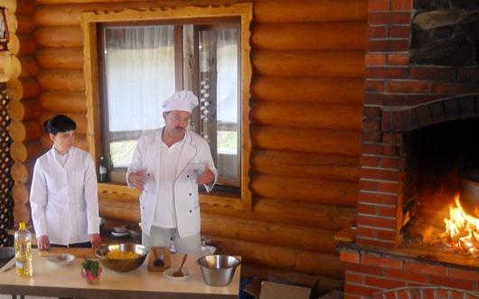 У Міжгір'ї організували майстер-клас по приготуванню бограчу на відкритому вогні (ФОТО)